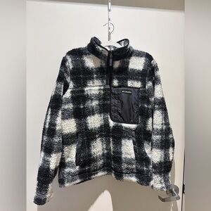 Columbia Women’s 1/2 Zip Sherpa Fleece Pullover~ size L
